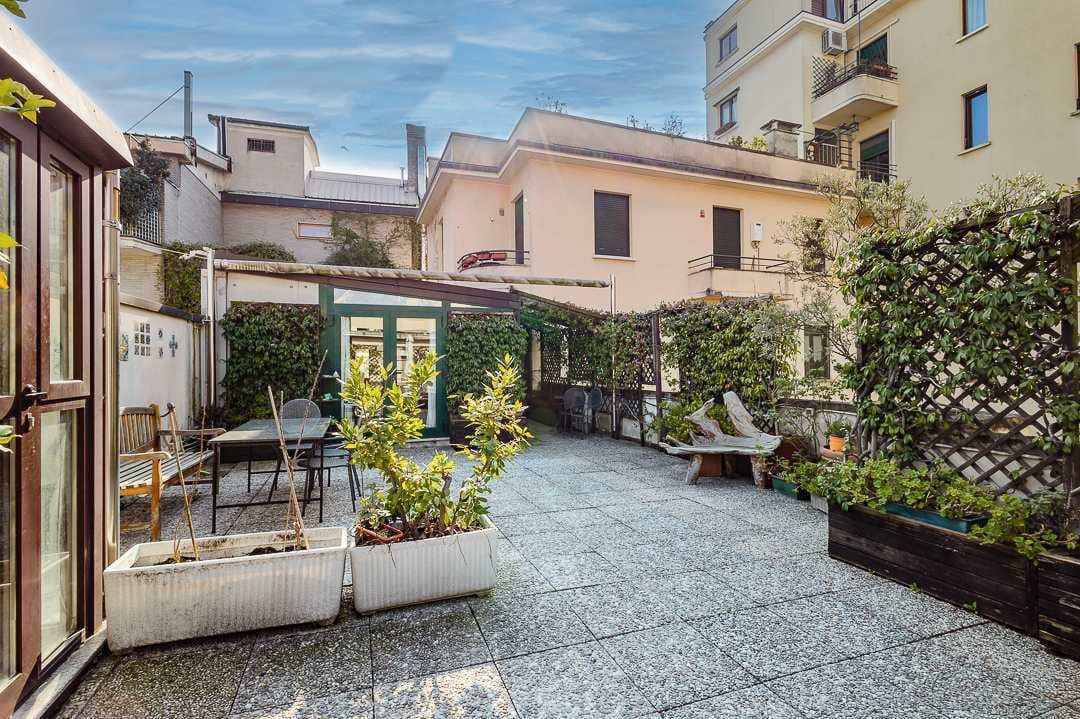 Immobile con Terrazzo